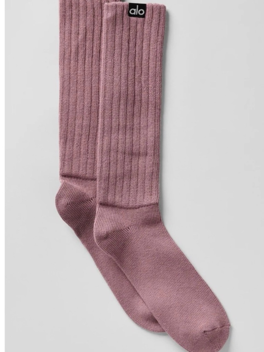 Alo Yoga Scrunch Socks M (Women's 8-11.5 Men's 6.5-10)  Smoky Quartz